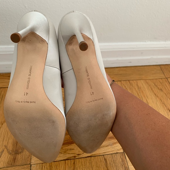 MANOLO BLAHNIK Hangisi 105 silver grey satin pump - Picture 12 of 14